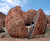 Caro in a broken marble