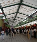The little shops leading to the temple